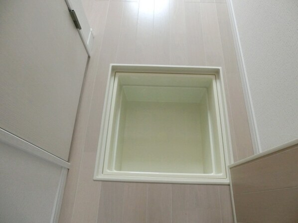 グラーレ下井草の物件内観写真